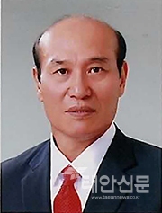 ▲ 최근웅 태안군 개발위원장